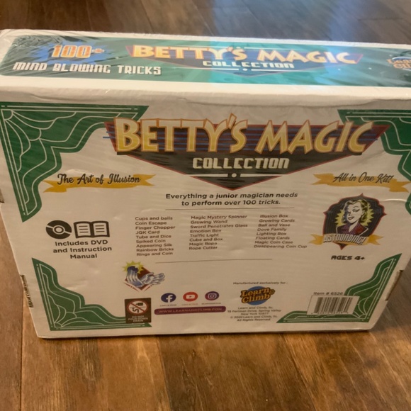 Kids Betty’s Magic Collection kit box, new TOY gift - Picture 3 of 6